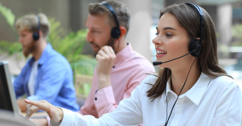 Operations leader analyzing AHT metrics in a contact center